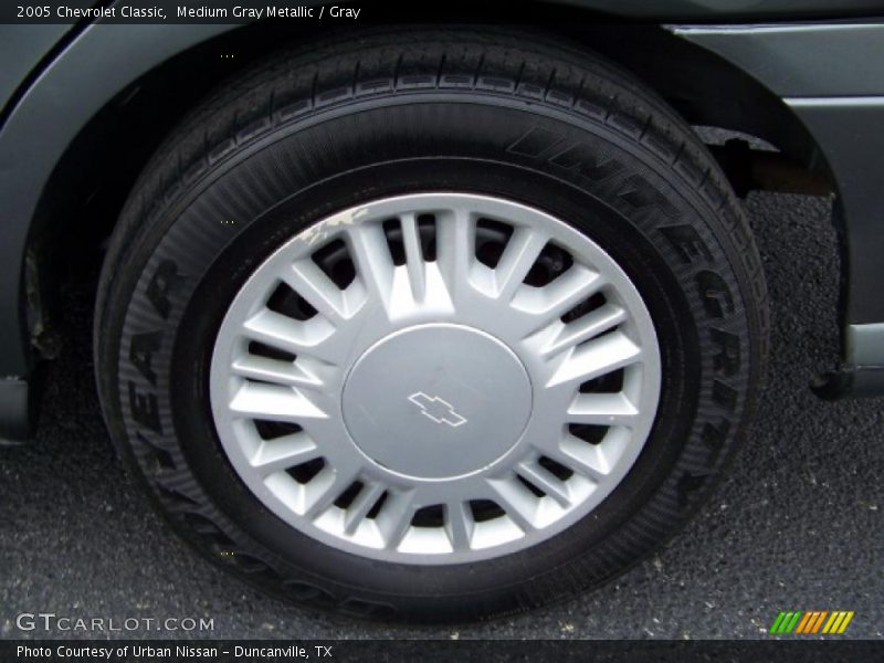 Medium Gray Metallic / Gray 2005 Chevrolet Classic