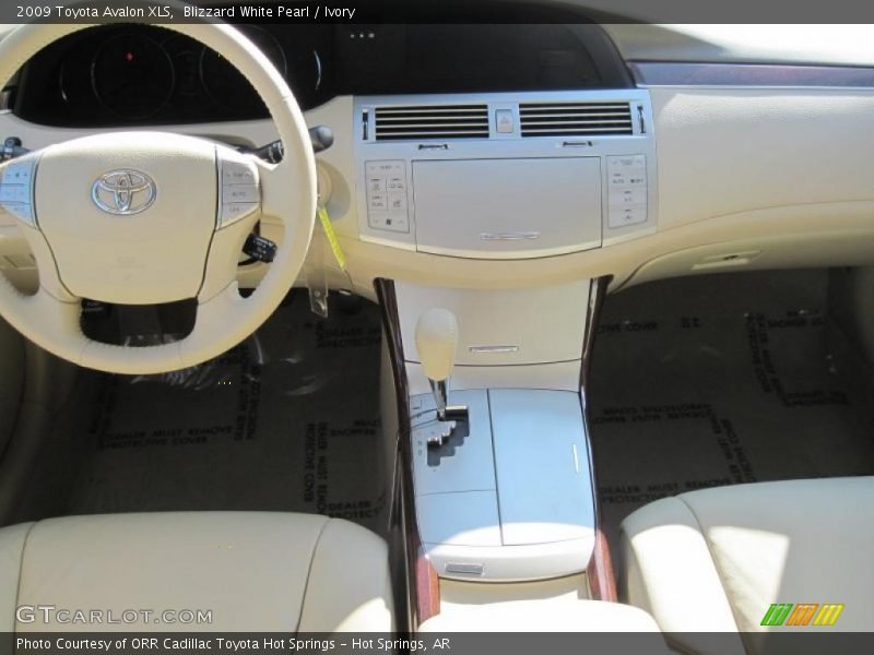 Blizzard White Pearl / Ivory 2009 Toyota Avalon XLS