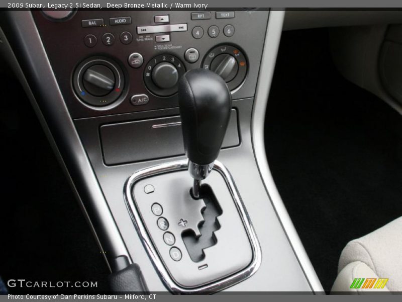Deep Bronze Metallic / Warm Ivory 2009 Subaru Legacy 2.5i Sedan