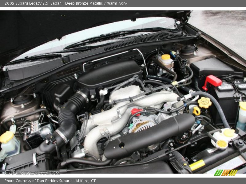 Deep Bronze Metallic / Warm Ivory 2009 Subaru Legacy 2.5i Sedan