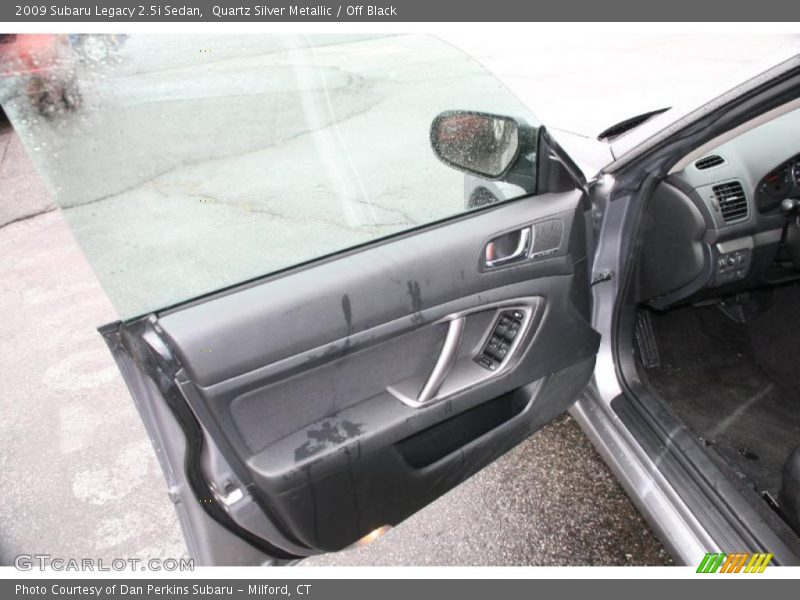Quartz Silver Metallic / Off Black 2009 Subaru Legacy 2.5i Sedan