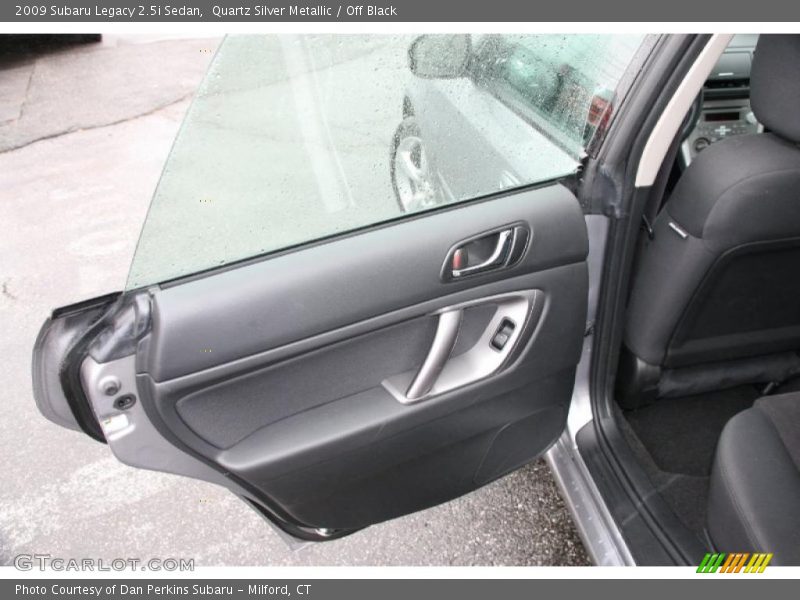 Quartz Silver Metallic / Off Black 2009 Subaru Legacy 2.5i Sedan