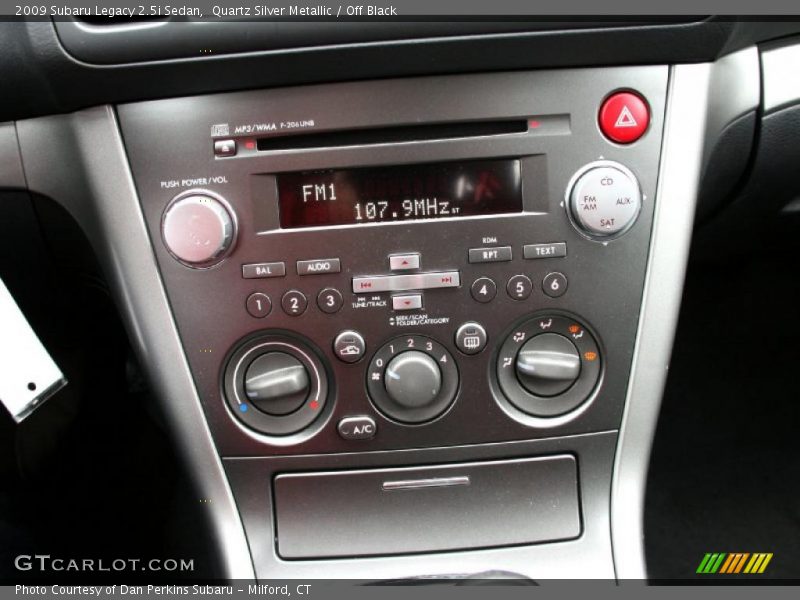 Quartz Silver Metallic / Off Black 2009 Subaru Legacy 2.5i Sedan