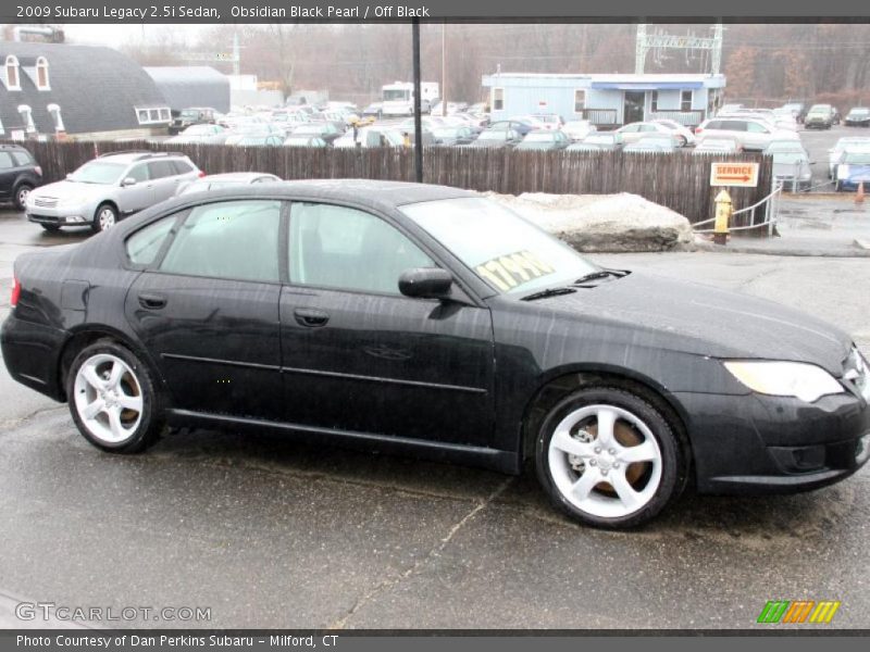 Obsidian Black Pearl / Off Black 2009 Subaru Legacy 2.5i Sedan