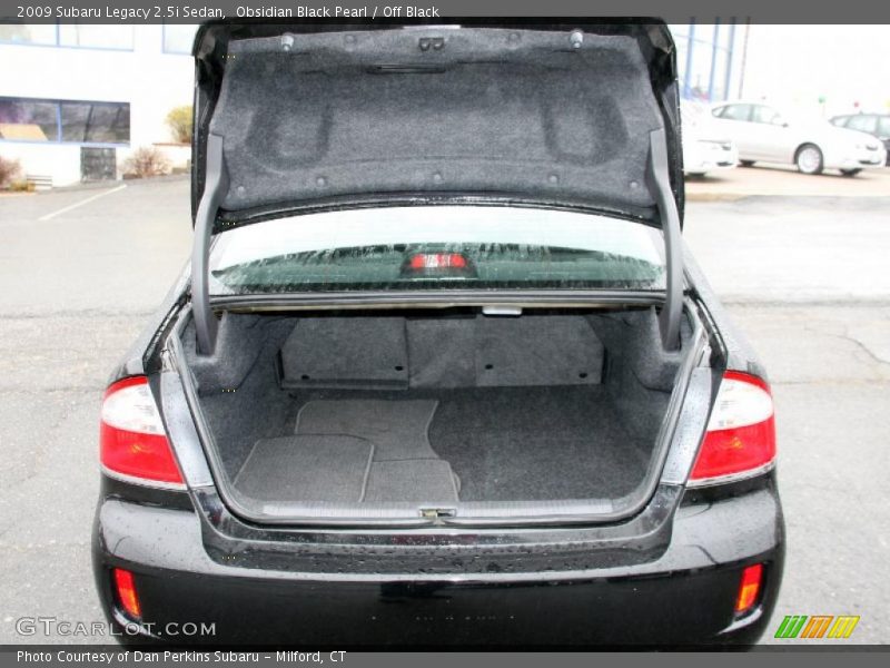 Obsidian Black Pearl / Off Black 2009 Subaru Legacy 2.5i Sedan