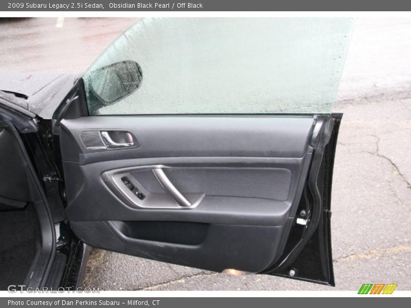 Obsidian Black Pearl / Off Black 2009 Subaru Legacy 2.5i Sedan