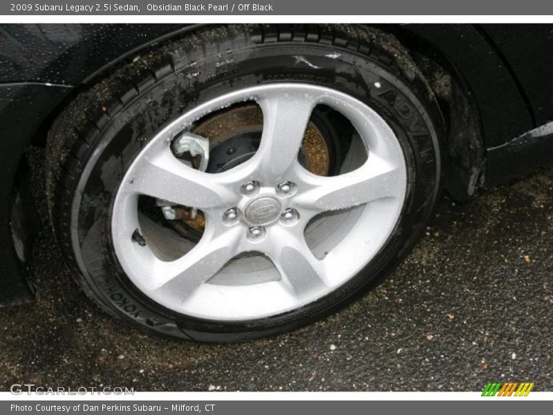 Obsidian Black Pearl / Off Black 2009 Subaru Legacy 2.5i Sedan