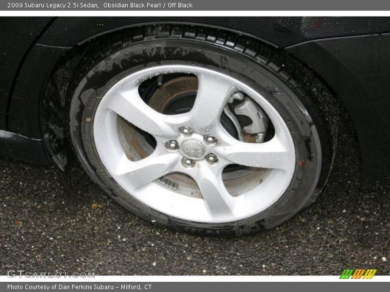 Obsidian Black Pearl / Off Black 2009 Subaru Legacy 2.5i Sedan