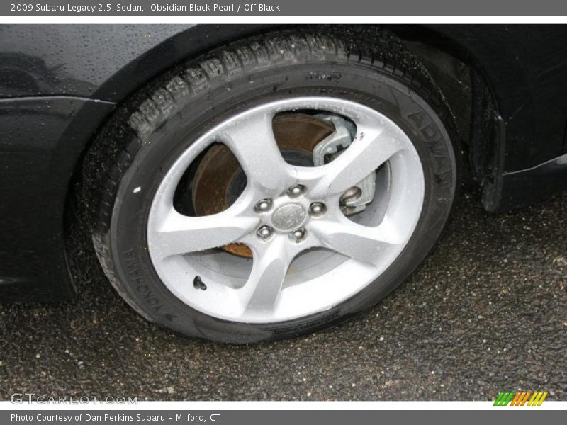 Obsidian Black Pearl / Off Black 2009 Subaru Legacy 2.5i Sedan