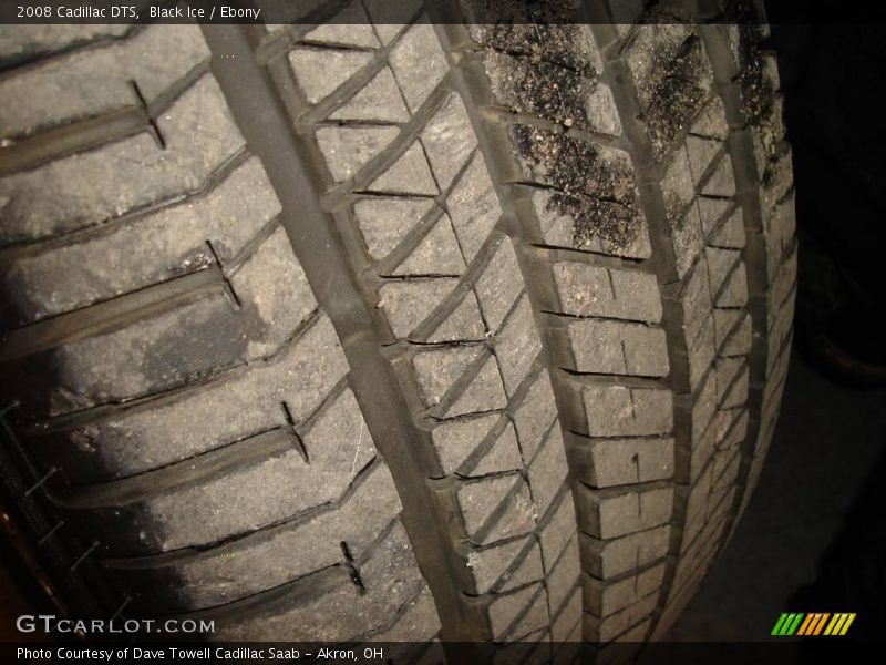 Black Ice / Ebony 2008 Cadillac DTS
