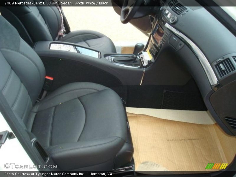 Arctic White / Black 2009 Mercedes-Benz E 63 AMG Sedan