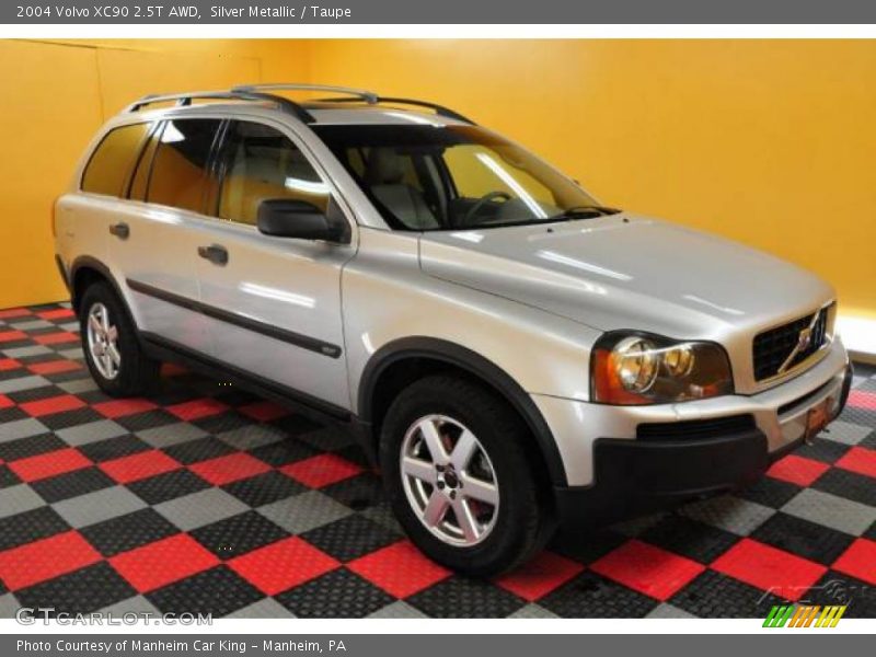 Silver Metallic / Taupe 2004 Volvo XC90 2.5T AWD