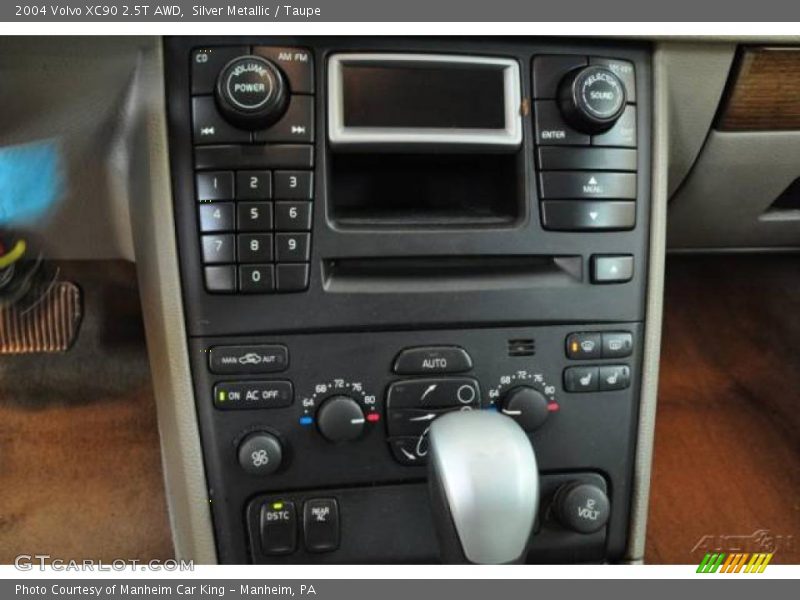 Silver Metallic / Taupe 2004 Volvo XC90 2.5T AWD