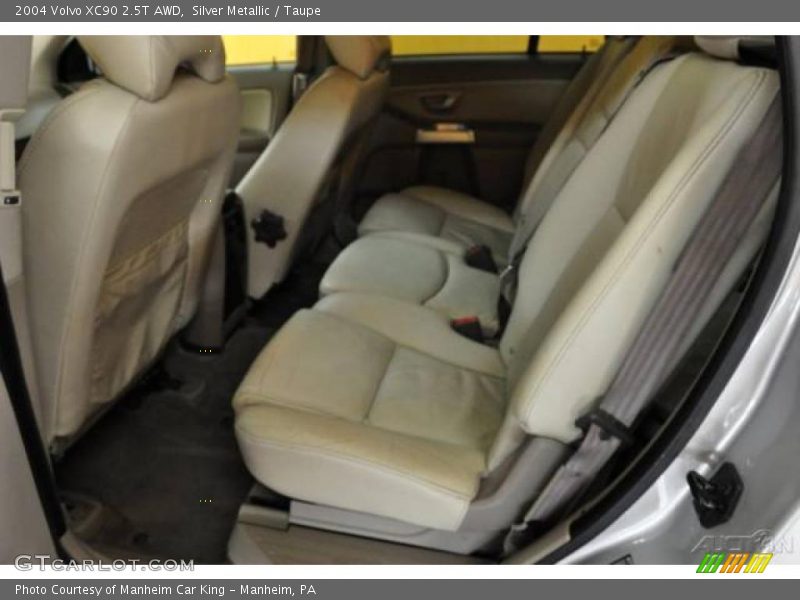 Silver Metallic / Taupe 2004 Volvo XC90 2.5T AWD