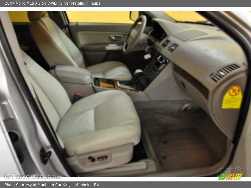 Silver Metallic / Taupe 2004 Volvo XC90 2.5T AWD