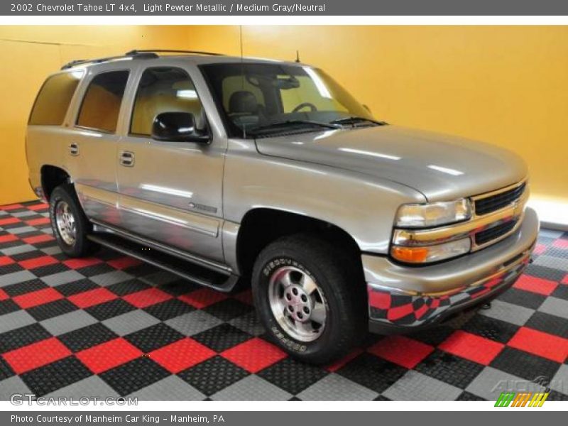 Light Pewter Metallic / Medium Gray/Neutral 2002 Chevrolet Tahoe LT 4x4
