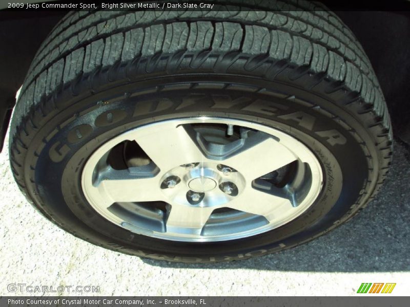 Bright Silver Metallic / Dark Slate Gray 2009 Jeep Commander Sport