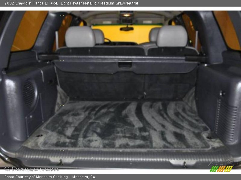 Light Pewter Metallic / Medium Gray/Neutral 2002 Chevrolet Tahoe LT 4x4