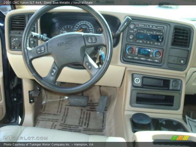 Deep Blue Metallic / Neutral/Shale 2005 GMC Yukon SLT 4x4