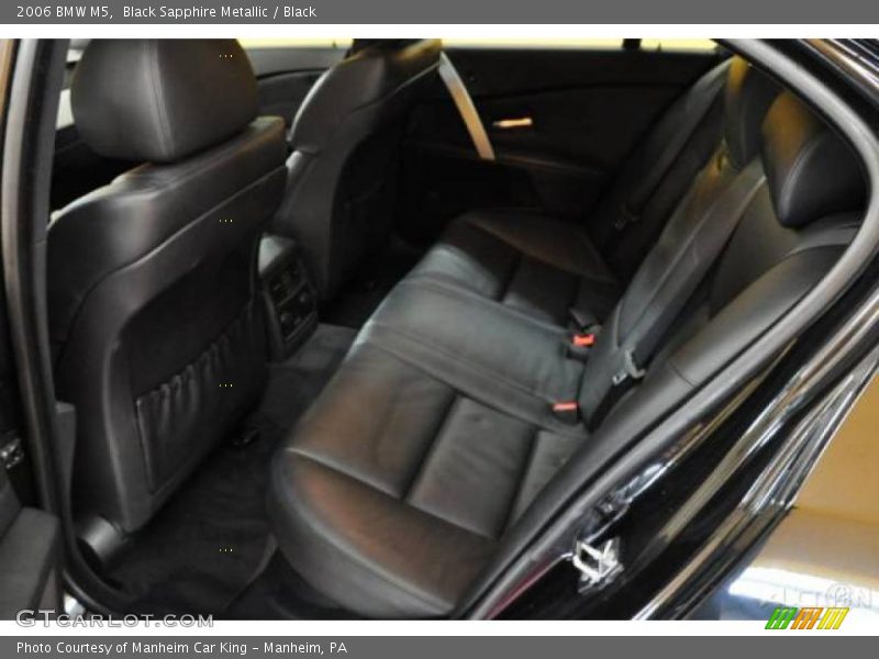 Black Sapphire Metallic / Black 2006 BMW M5