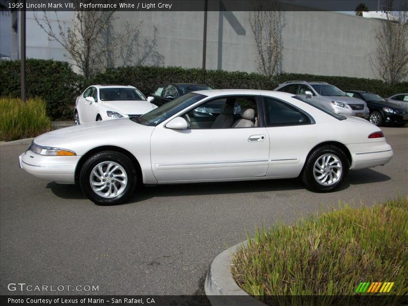 Performance White / Light Grey 1995 Lincoln Mark VIII