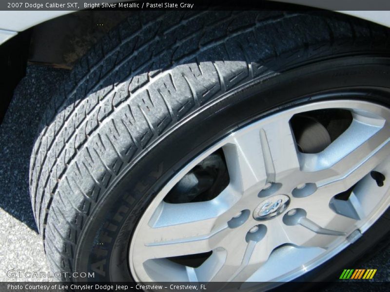 Bright Silver Metallic / Pastel Slate Gray 2007 Dodge Caliber SXT