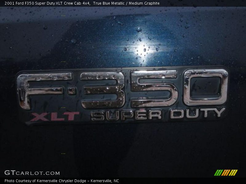 True Blue Metallic / Medium Graphite 2001 Ford F350 Super Duty XLT Crew Cab 4x4