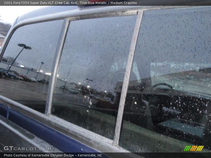 True Blue Metallic / Medium Graphite 2001 Ford F350 Super Duty XLT Crew Cab 4x4