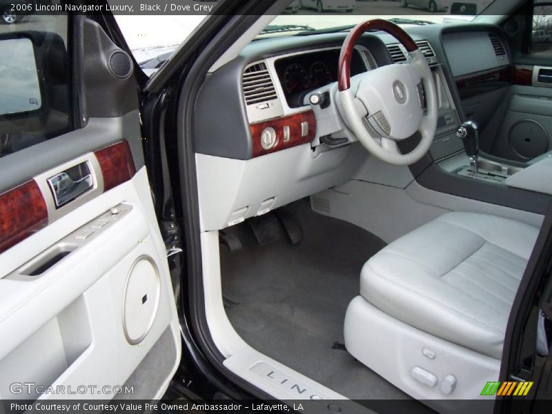 Black / Dove Grey 2006 Lincoln Navigator Luxury