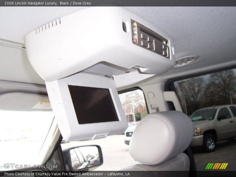 Black / Dove Grey 2006 Lincoln Navigator Luxury