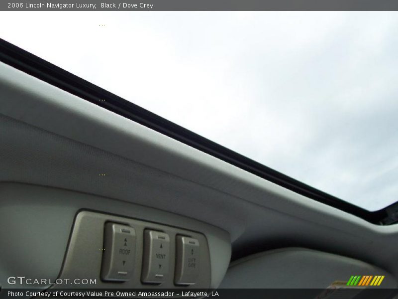 Black / Dove Grey 2006 Lincoln Navigator Luxury