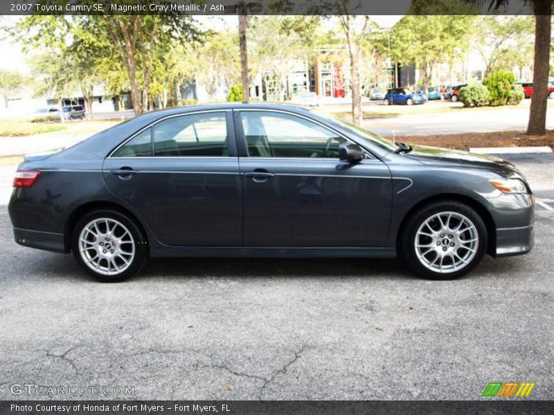 Magnetic Gray Metallic / Ash 2007 Toyota Camry SE