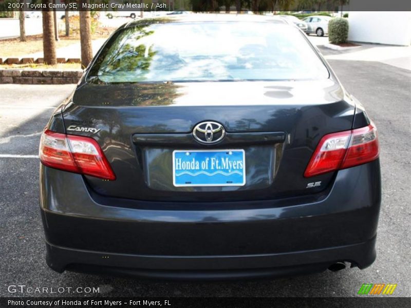 Magnetic Gray Metallic / Ash 2007 Toyota Camry SE