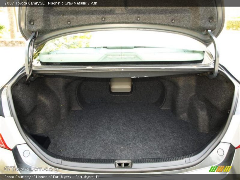 Magnetic Gray Metallic / Ash 2007 Toyota Camry SE
