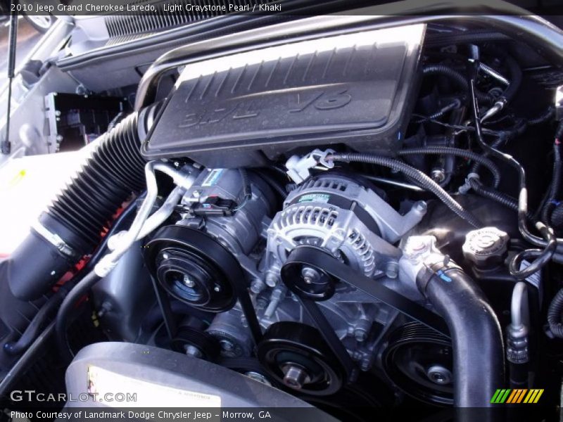 Light Graystone Pearl / Khaki 2010 Jeep Grand Cherokee Laredo