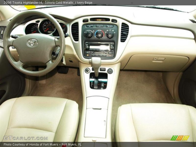 Sonora Gold Metallic / Ivory Beige 2006 Toyota Highlander I4