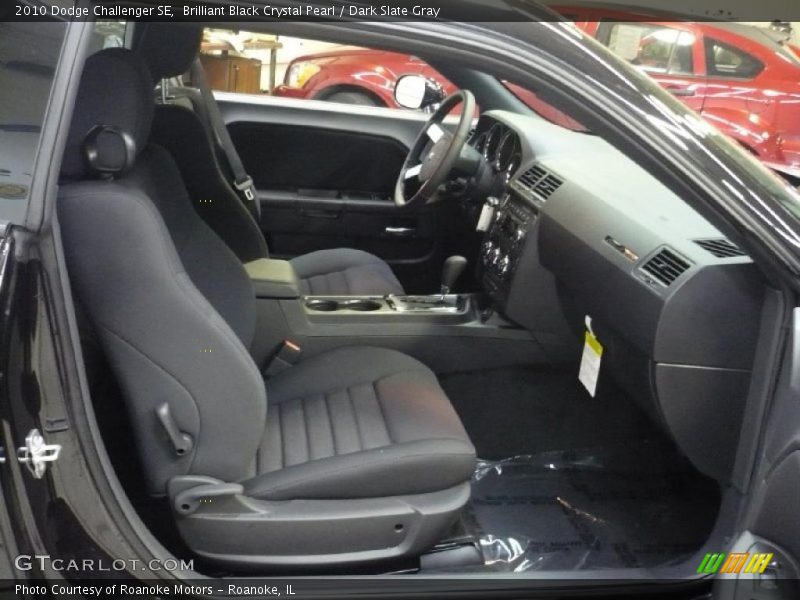 Brilliant Black Crystal Pearl / Dark Slate Gray 2010 Dodge Challenger SE