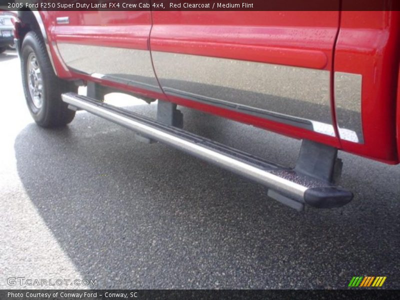 Red Clearcoat / Medium Flint 2005 Ford F250 Super Duty Lariat FX4 Crew Cab 4x4