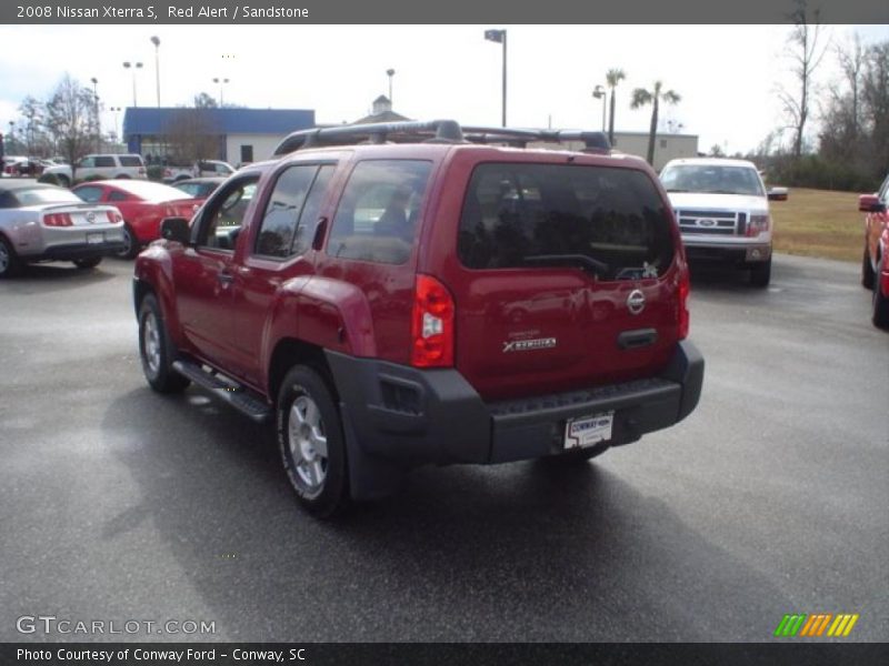 Red Alert / Sandstone 2008 Nissan Xterra S