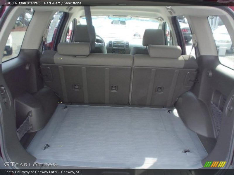 Red Alert / Sandstone 2008 Nissan Xterra S