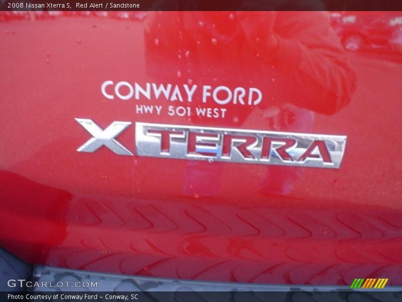 Red Alert / Sandstone 2008 Nissan Xterra S