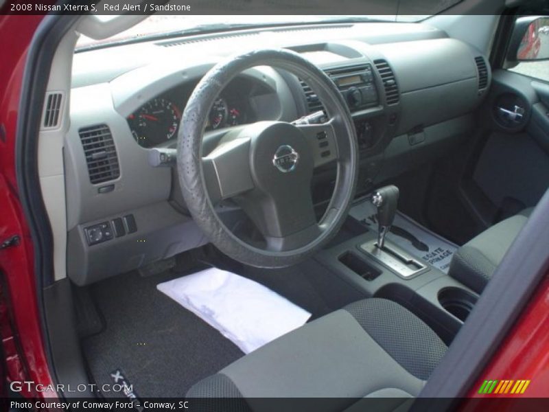 Red Alert / Sandstone 2008 Nissan Xterra S