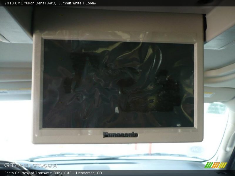 Summit White / Ebony 2010 GMC Yukon Denali AWD