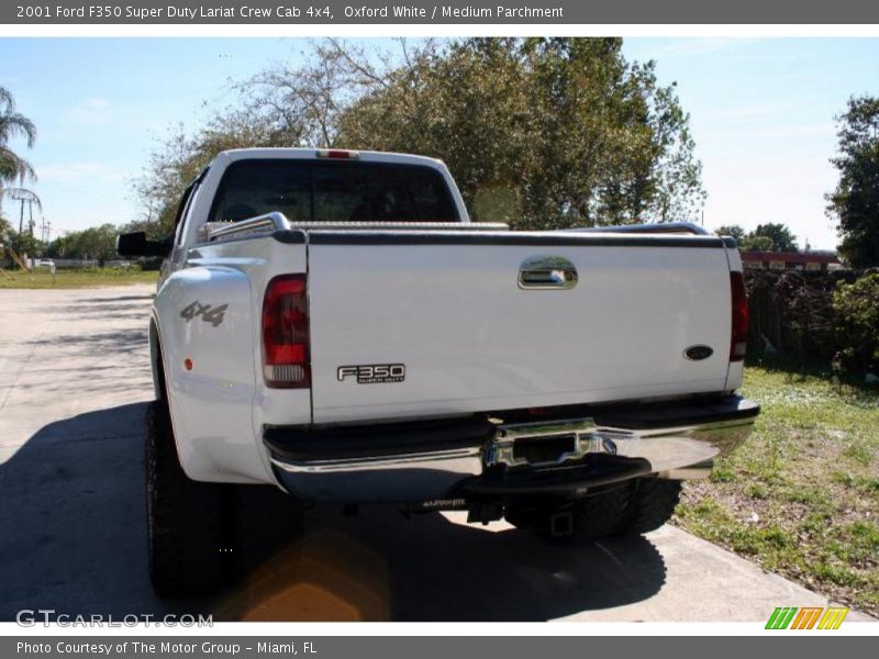 Oxford White / Medium Parchment 2001 Ford F350 Super Duty Lariat Crew Cab 4x4