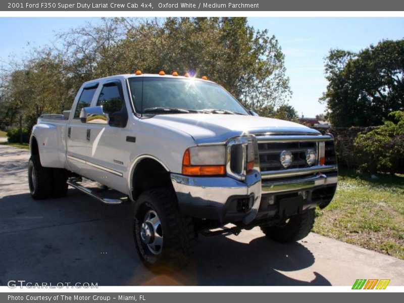 Oxford White / Medium Parchment 2001 Ford F350 Super Duty Lariat Crew Cab 4x4
