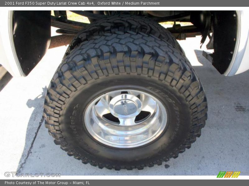 Oxford White / Medium Parchment 2001 Ford F350 Super Duty Lariat Crew Cab 4x4