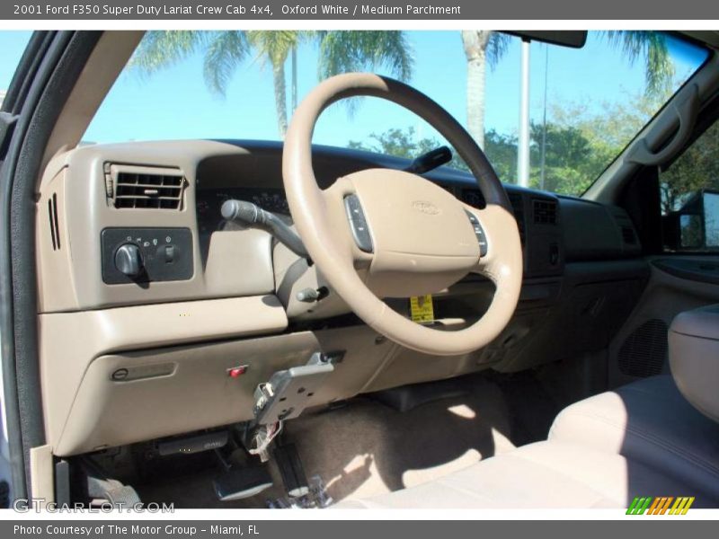 Oxford White / Medium Parchment 2001 Ford F350 Super Duty Lariat Crew Cab 4x4