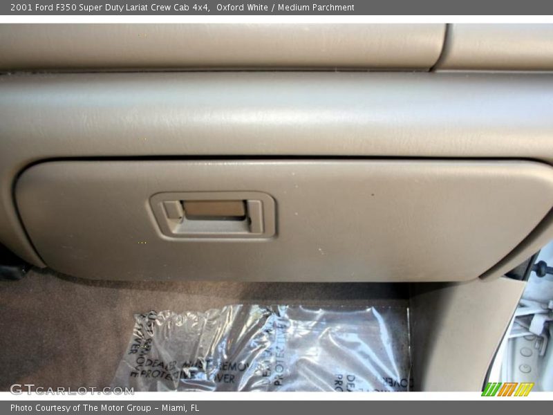 Oxford White / Medium Parchment 2001 Ford F350 Super Duty Lariat Crew Cab 4x4