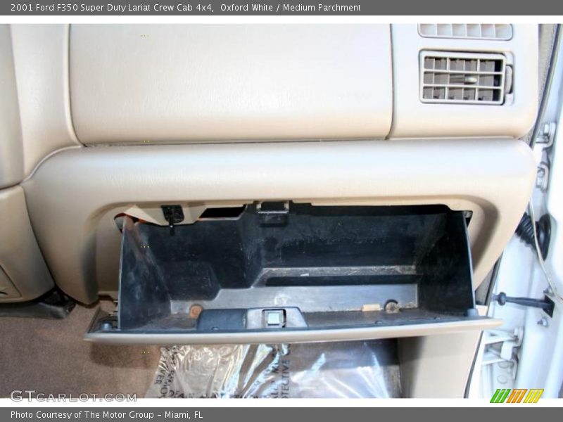 Oxford White / Medium Parchment 2001 Ford F350 Super Duty Lariat Crew Cab 4x4