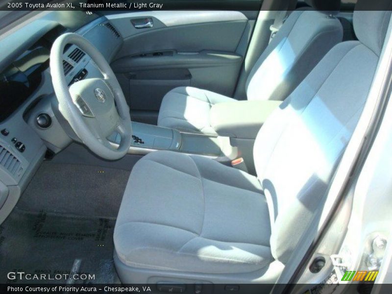 Titanium Metallic / Light Gray 2005 Toyota Avalon XL